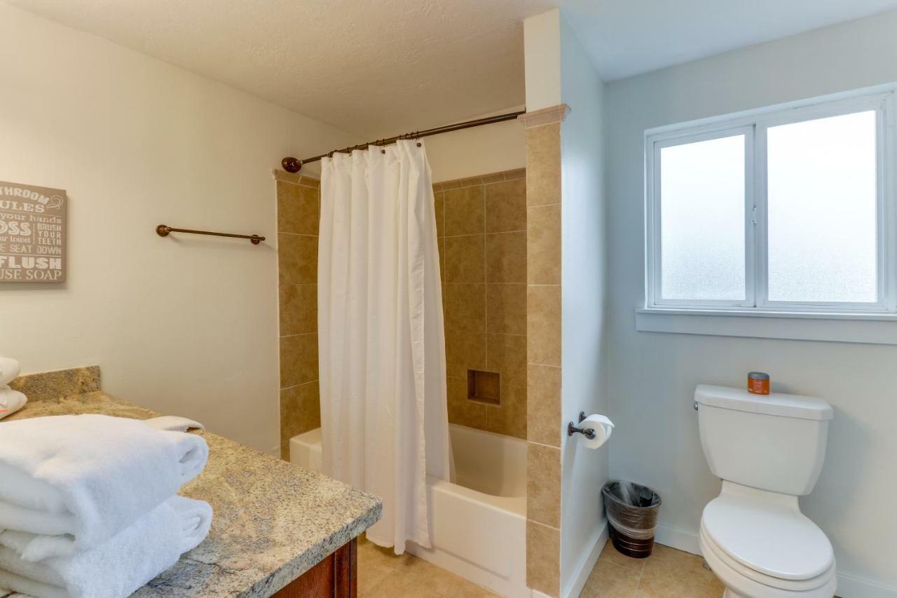 Bay Street Oasis Villa Port Orchard Exterior photo